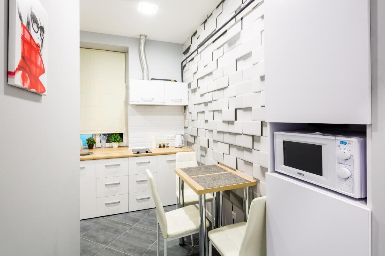 Leogrand Vip Apartments On Pidhirna 3 Lviv Exterior photo